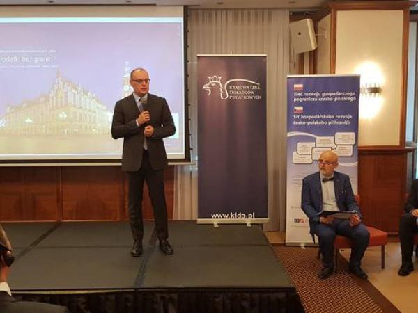 Echa VIII Międzynarodowej Konferencji z cyklu "Podatki bez granic" pod hasłem: "Oszustwa podatkowe- fakty i mity"